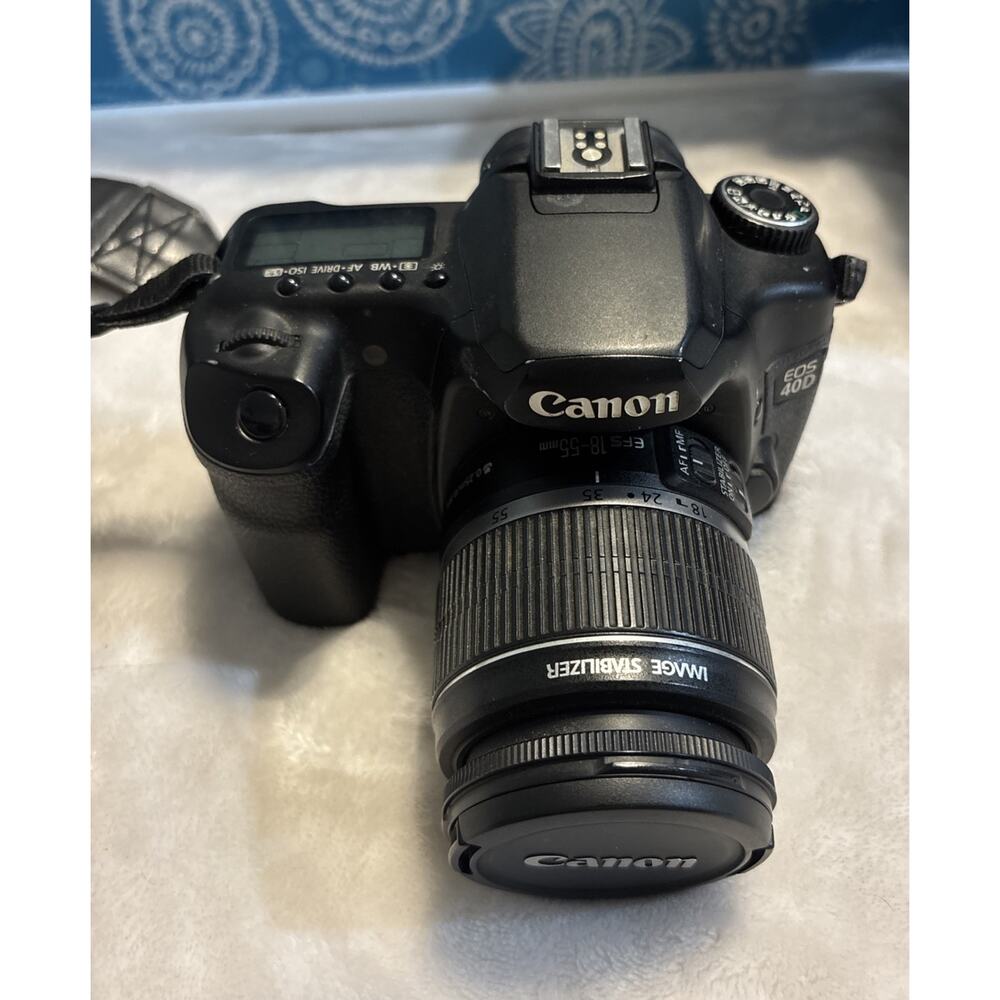 Canon EOS 40D Digital Camera, EFS 18-55 mm Lens, Battery, Charger, Strap and Bag - Picture 12 of 15